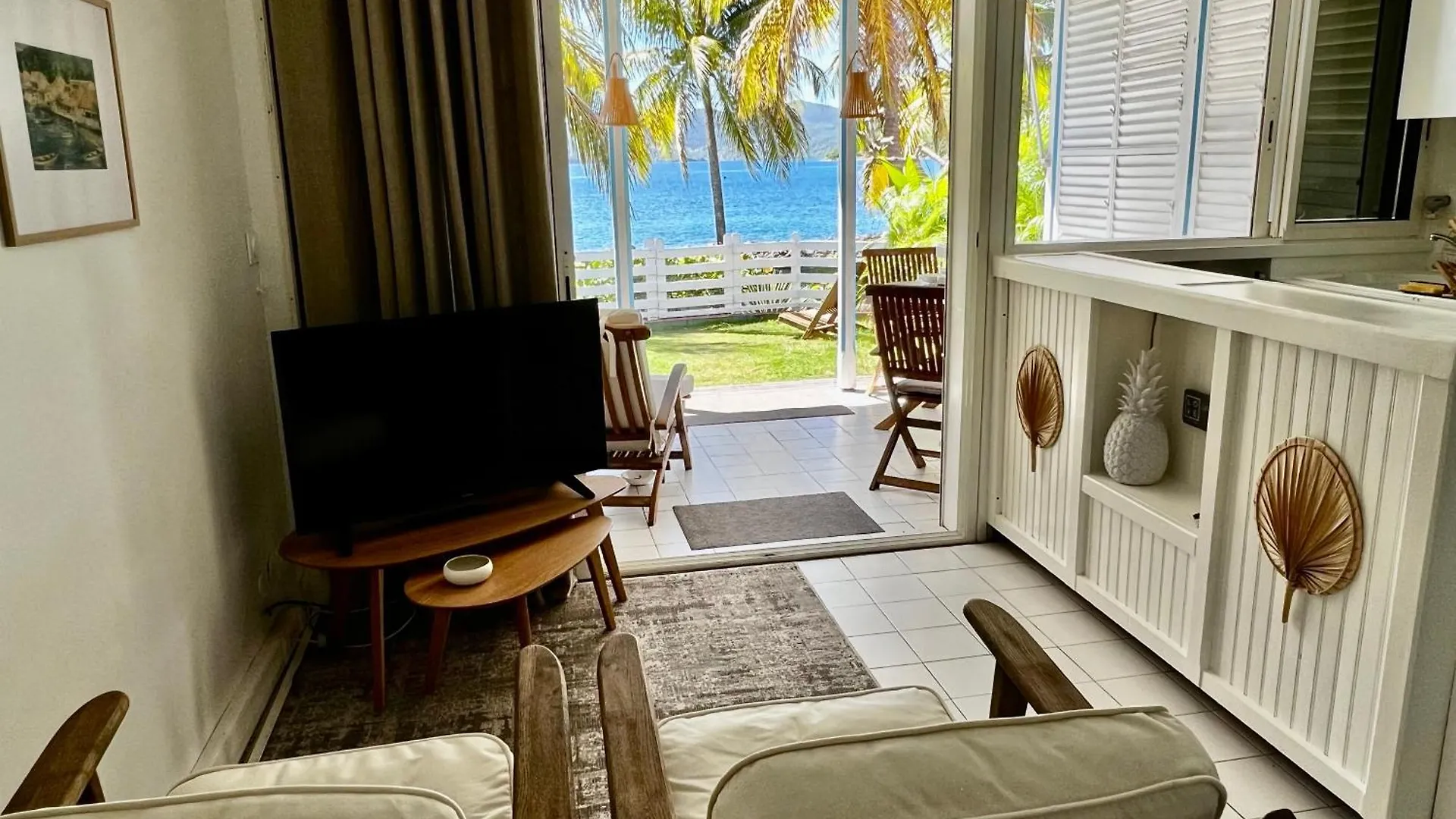 Bungalow Sucrier, Les Pieds Dans L'Eau Terre-De-Haut 0*,