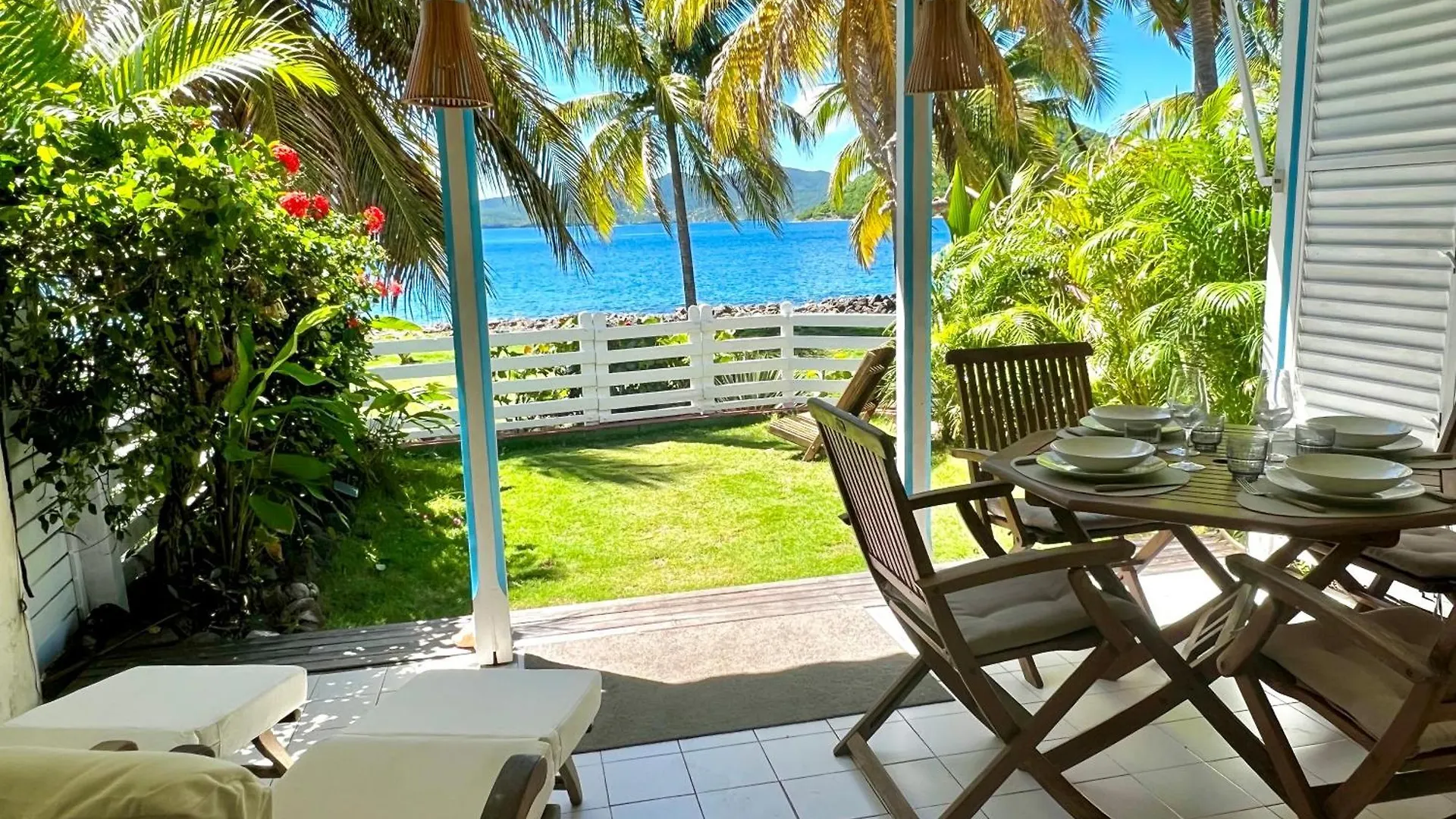 Bungalow Sucrier, Les Pieds Dans L'Eau Terre-De-Haut 0*,  Guadalupa